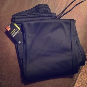 Under Armor - Womens - Loose Fit